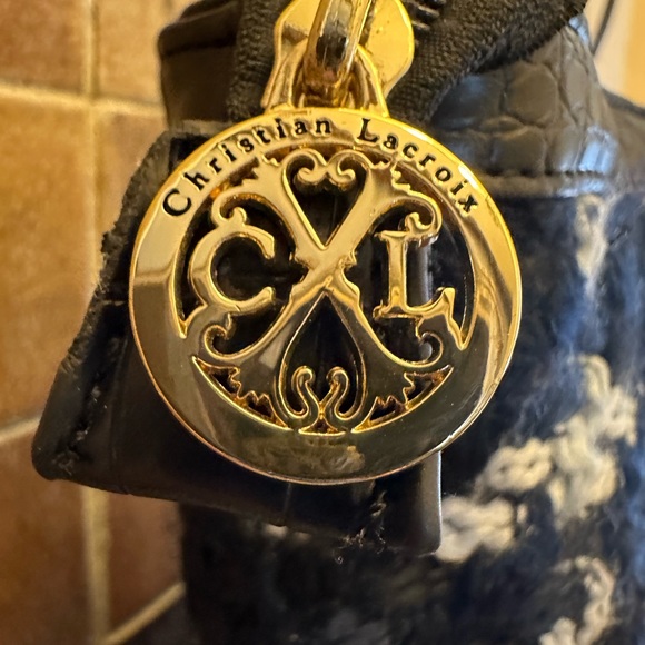 Christian Lacroix bag/tote plaid fabric navy & white, brass accents 16.5"W 11"H - Picture 7 of 7